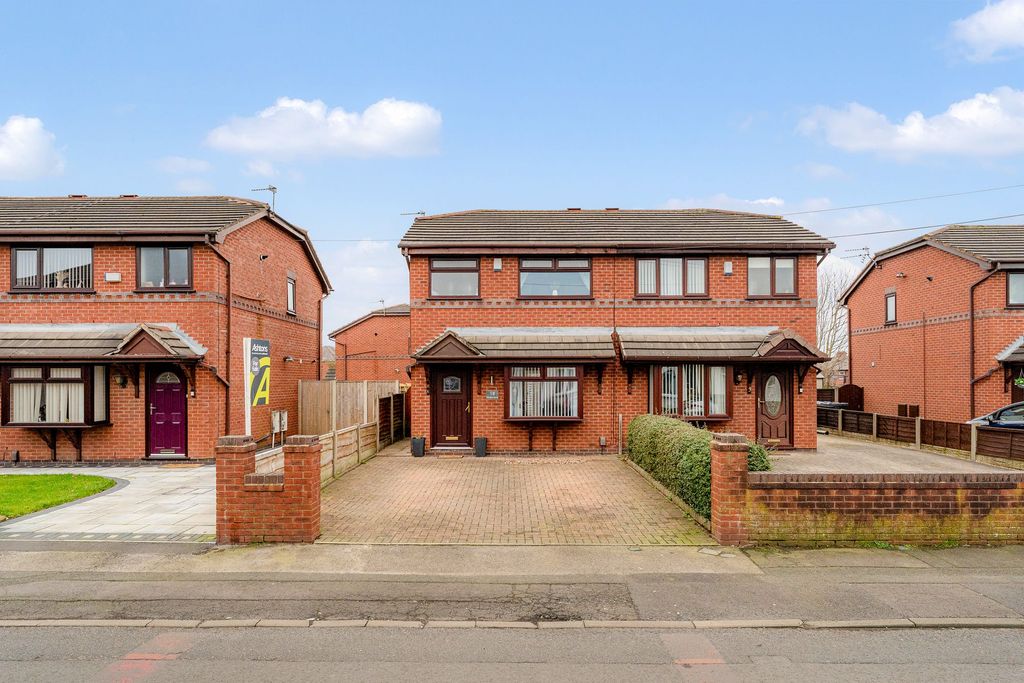 Property photo 1 of 23