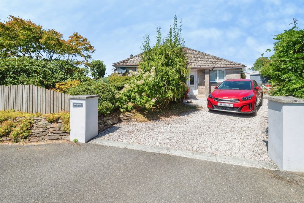 Property photo 1 of 28 Pbox-Img.Jpg