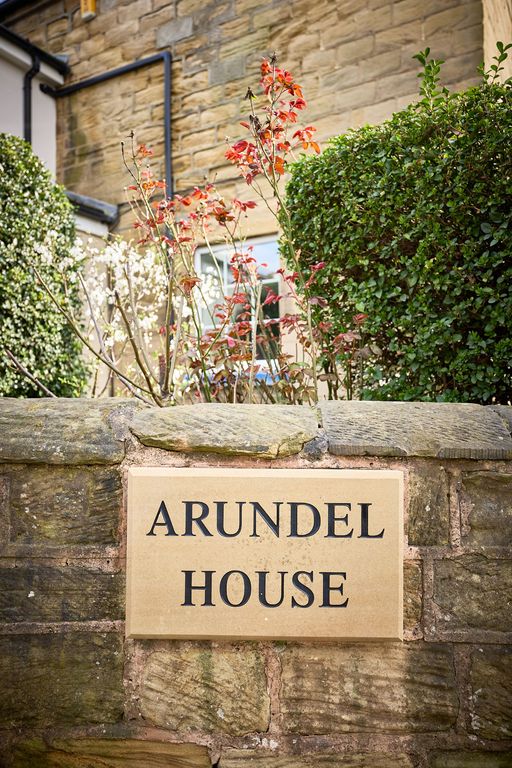 Property photo 3 of 49