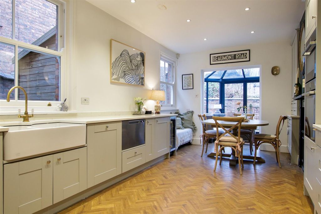 Additional image 5 of 5 bed terraced house for saleGarden Road, Knutsford WA16