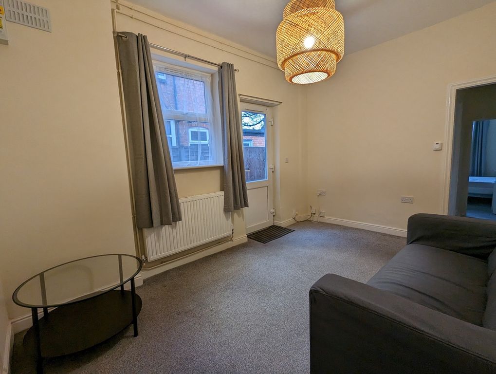 Property photo 2 of 12 Photo 1