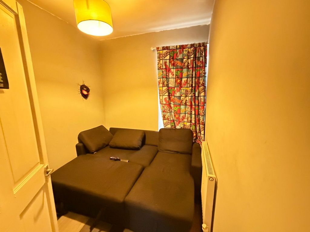 Additional image 9 of 3 bed flat for saleHill Street, Melincourt, Neath, Neath Port Talbot. SA11