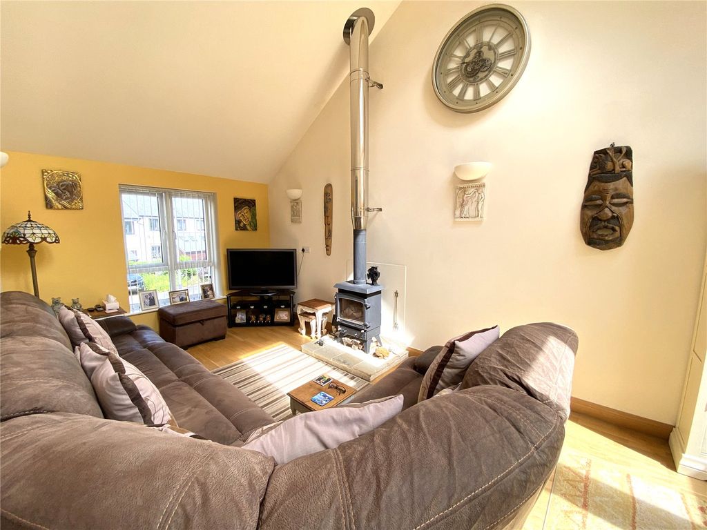 Property photo 3 of 25 Picture No. 18