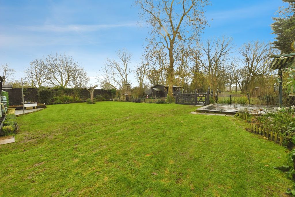 Property photo 2 of 31 Pbox-Img.Jpg