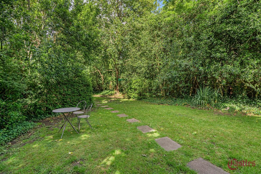 Property photo 3 of 22 Rear Garden