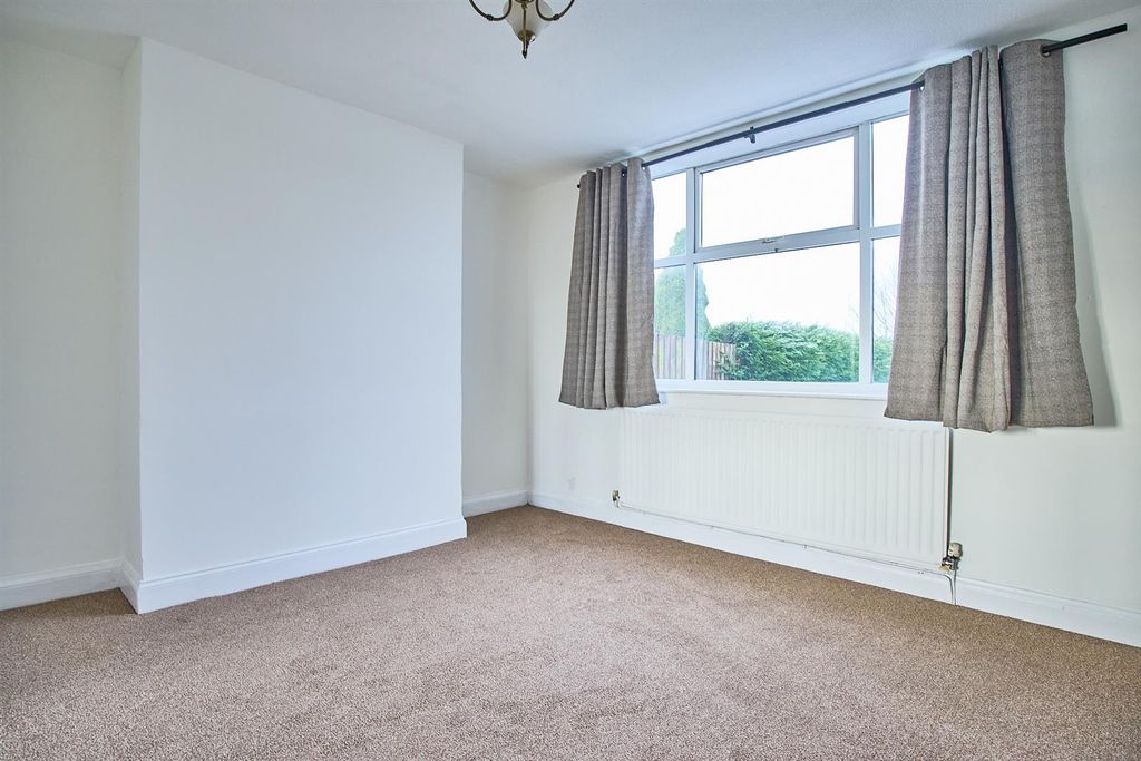 Property photo 3 of 18 Bagworth Road 2.Jpg