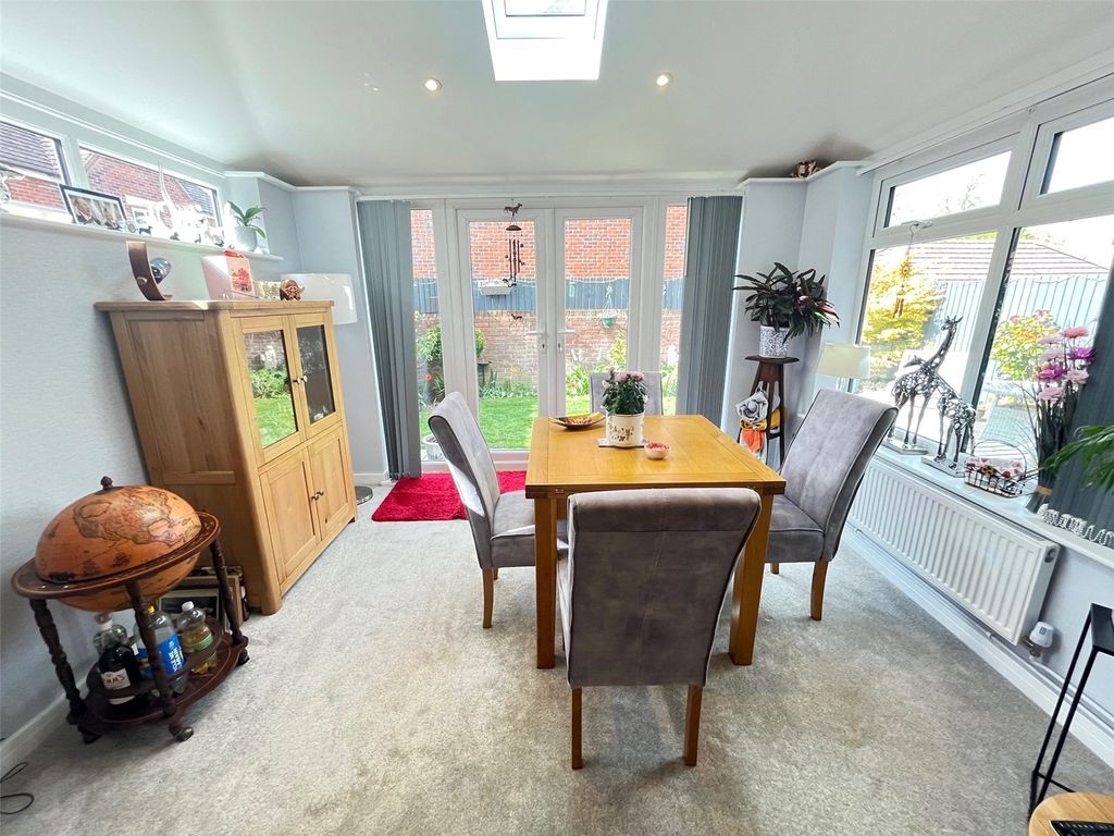 Property photo 3 of 25 Picture No. 28