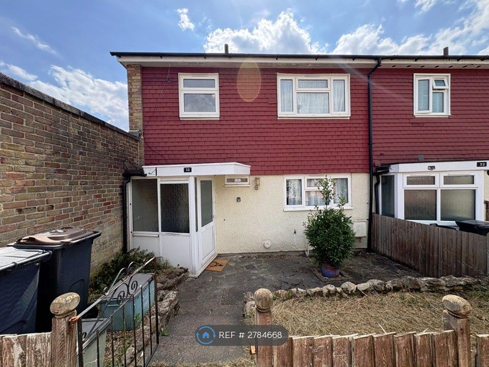 Property photo 1 of 12 Front