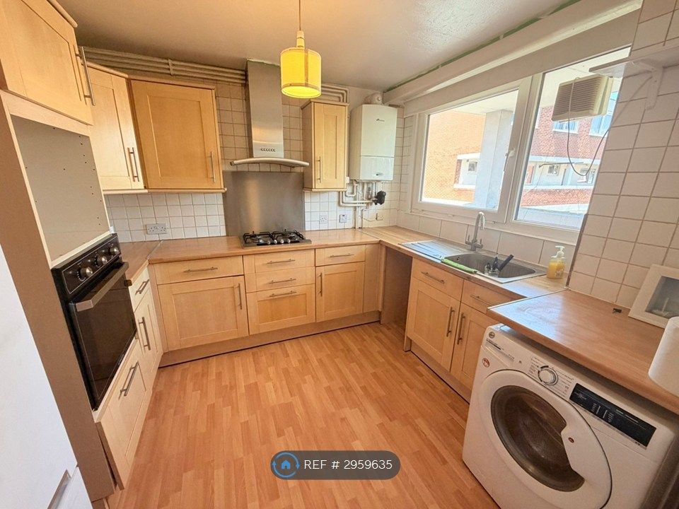 Property photo 2 of 9