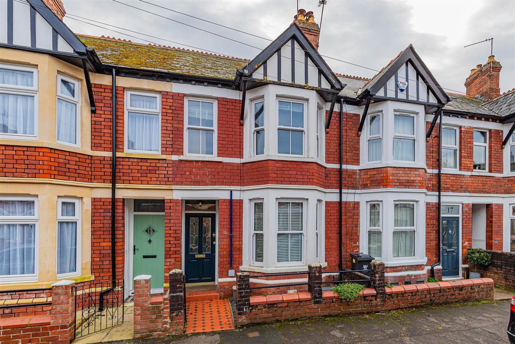 Property photo 1 of 14 Bloom Street 15-1.Jpg
