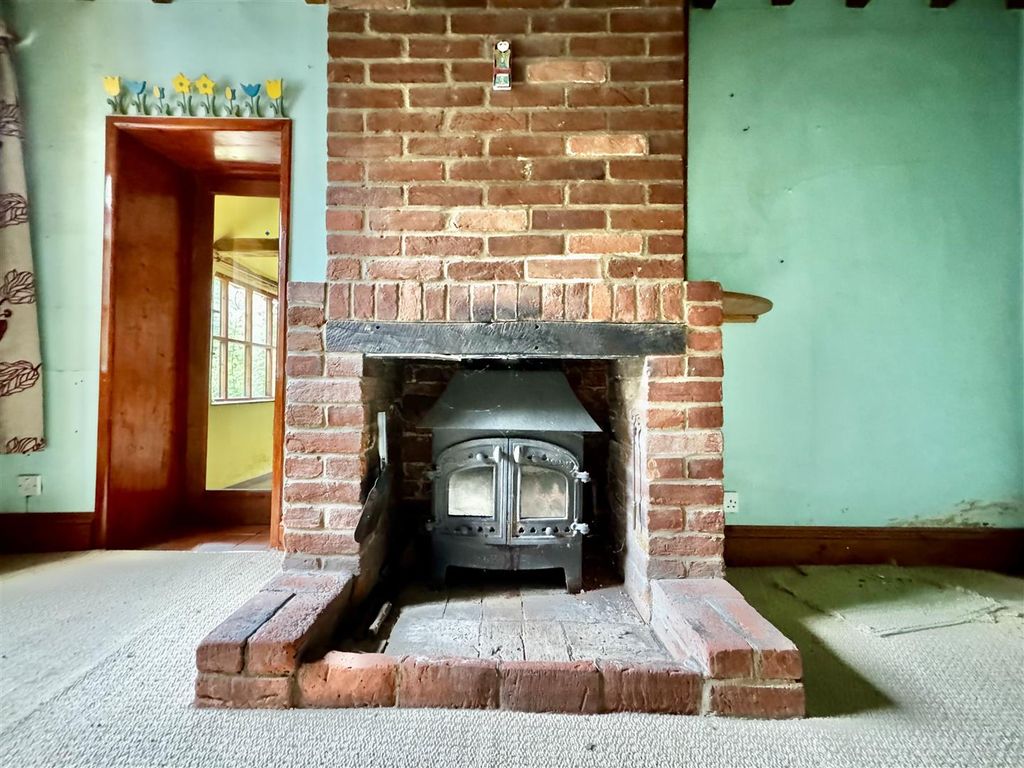 Property photo 3 of 14