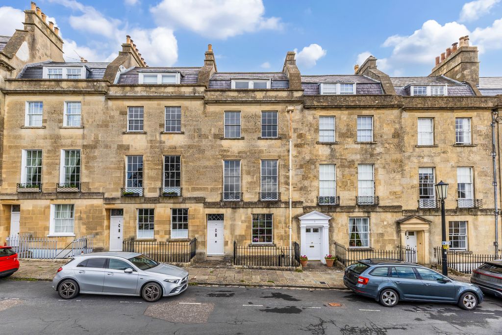 Property photo 1 of 27 Facade
