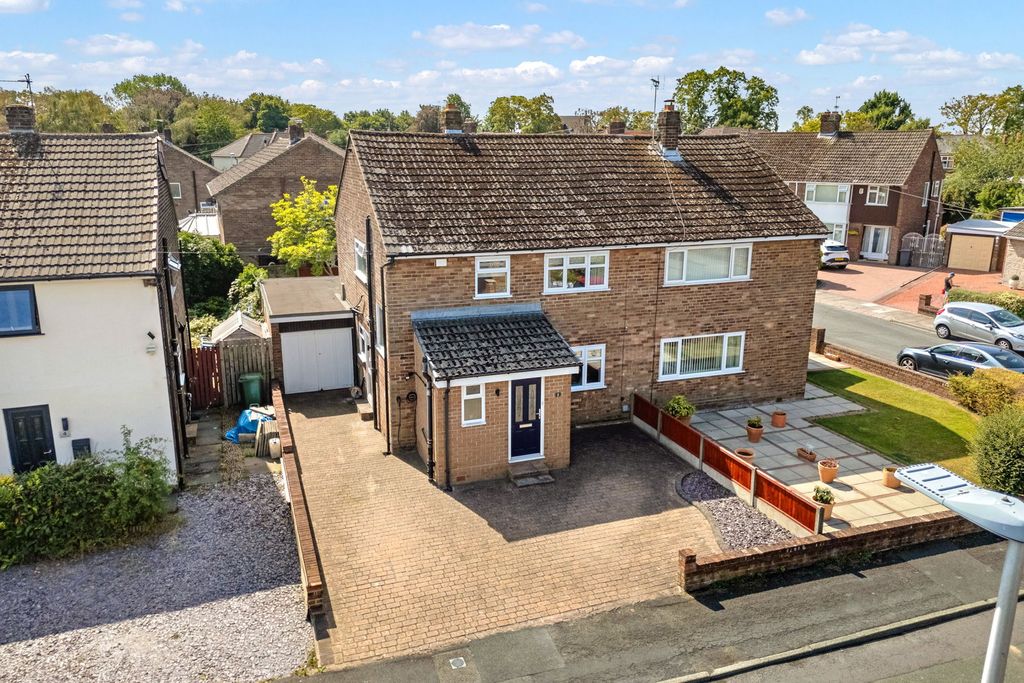 Property photo 1 of 36