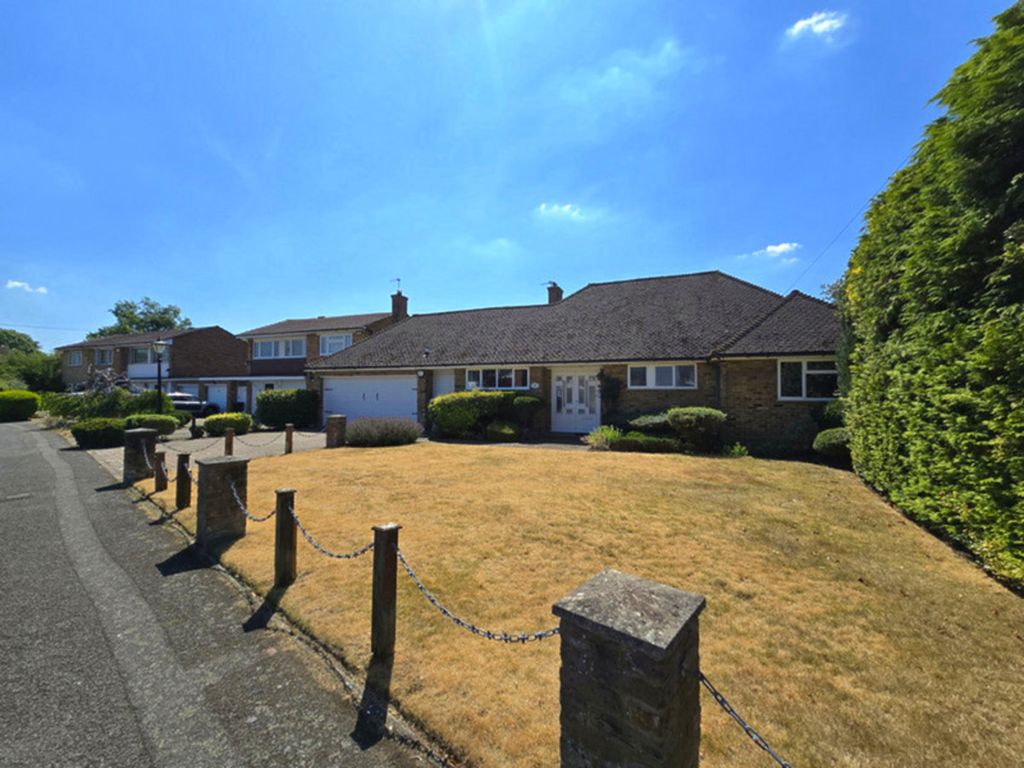 Property photo 2 of 18