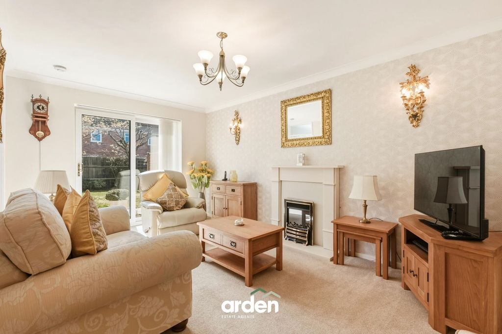 Property photo 3 of 14