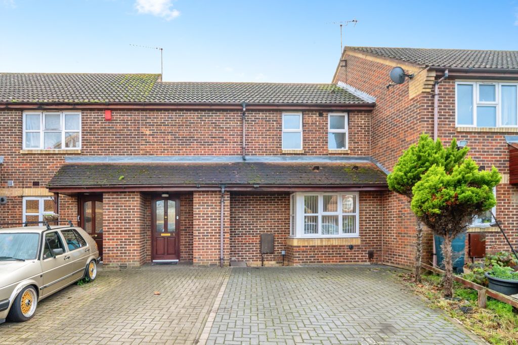 Property photo 3 of 16