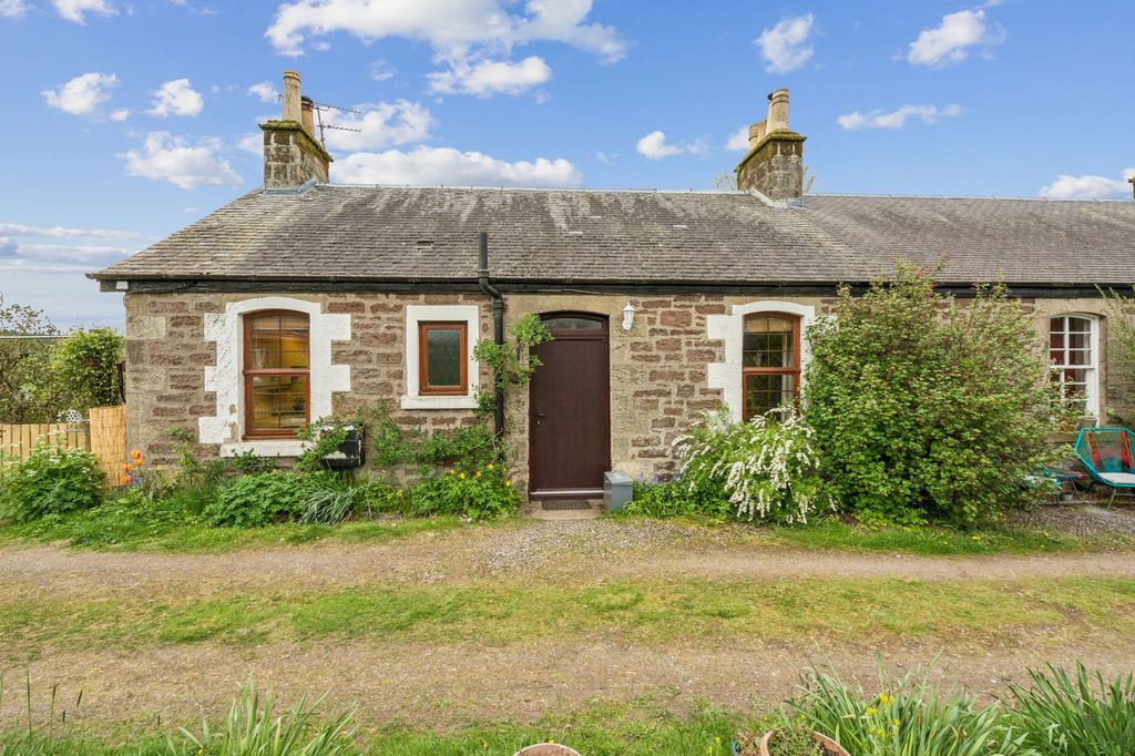Property photo 1 of 25