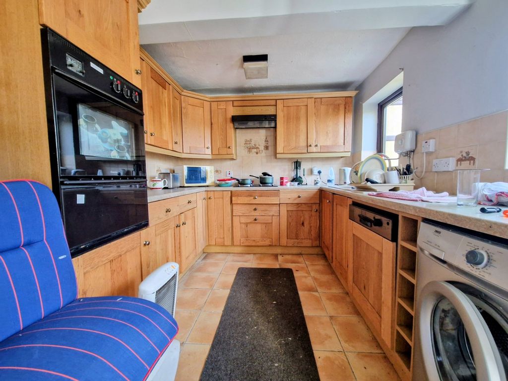 Property photo 2 of 11 Picture No. 09