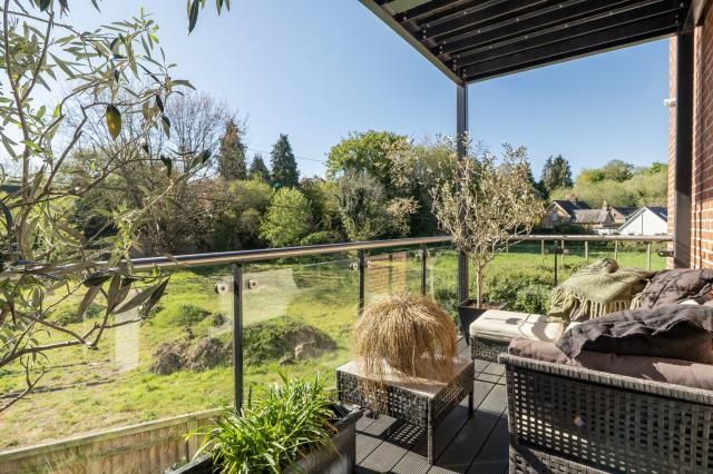 Property photo 3 of 10 Balcony