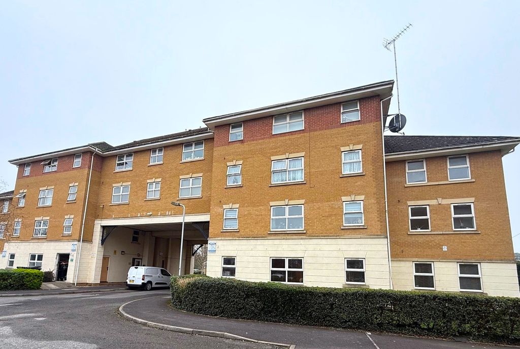 Property photo 1 of 5