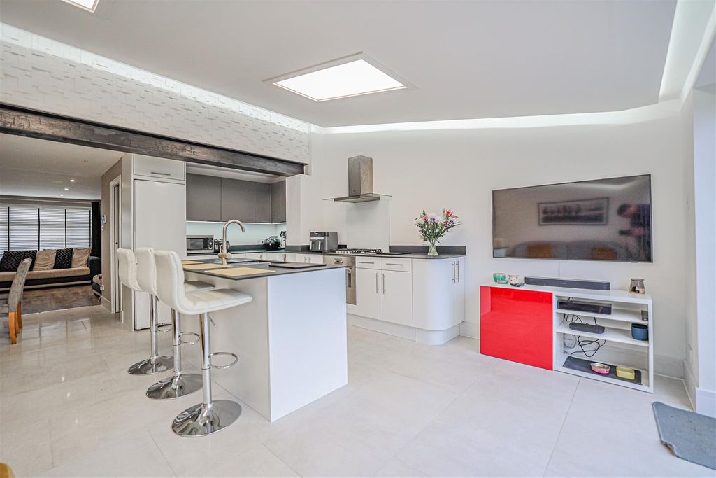 Property photo 3 of 35 980A4907.Jpg