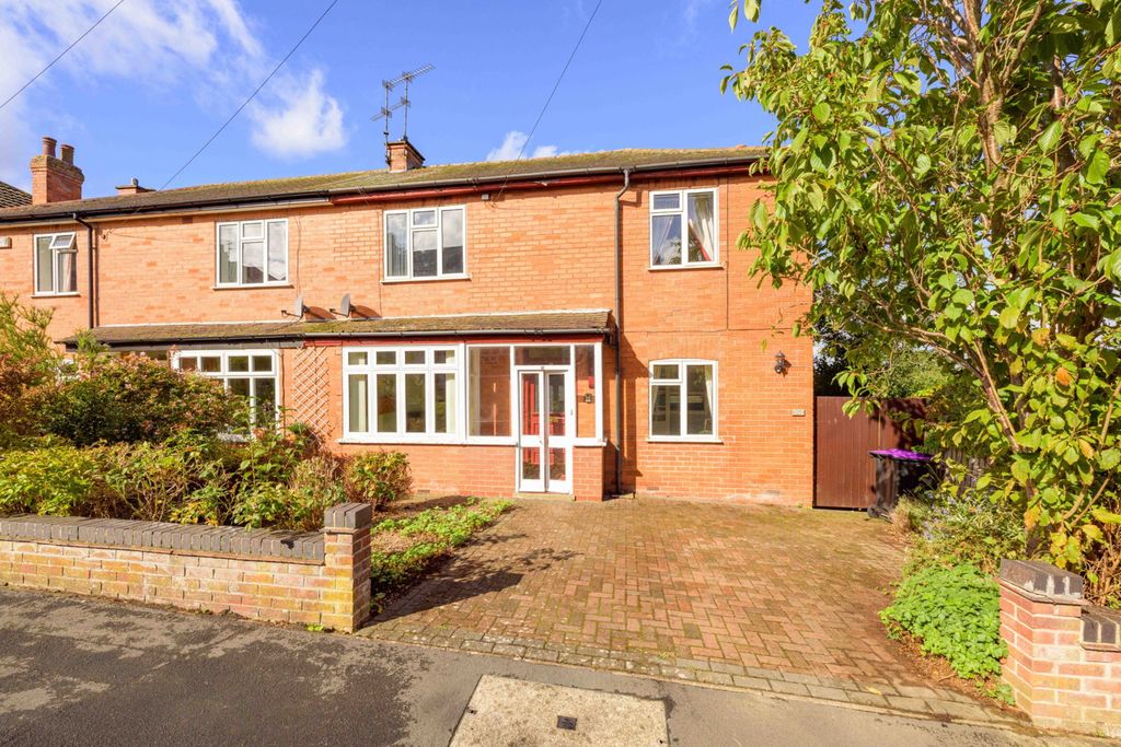 Property photo 1 of 19