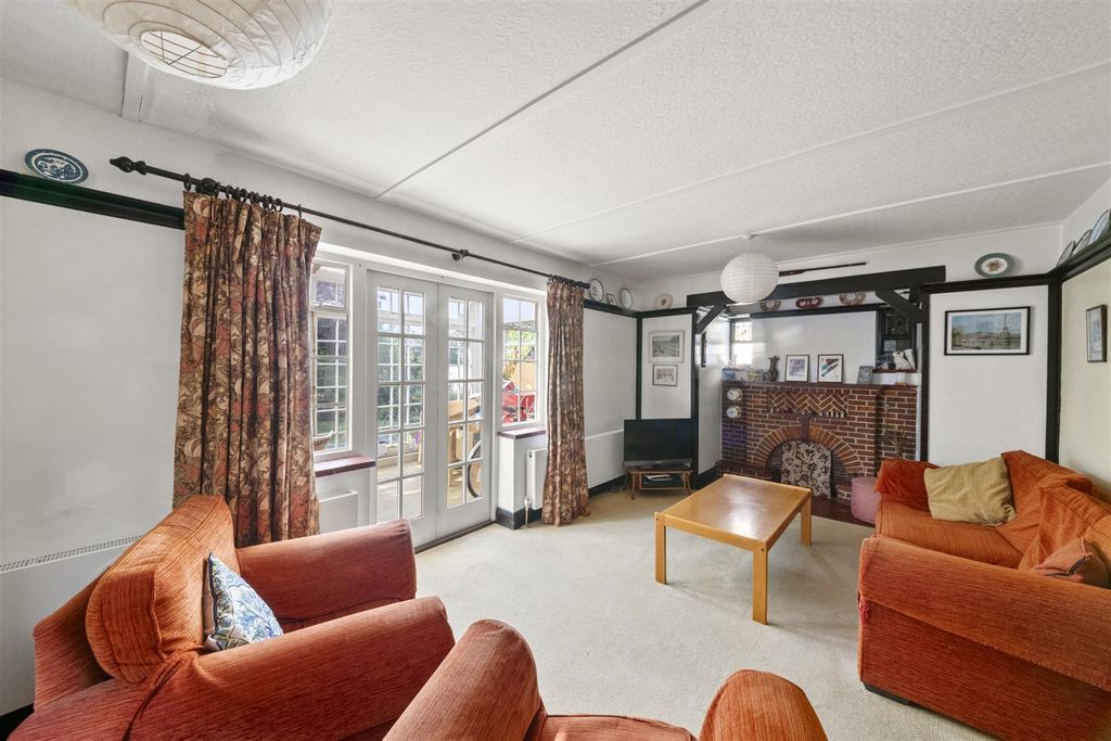 Property photo 2 of 25 1