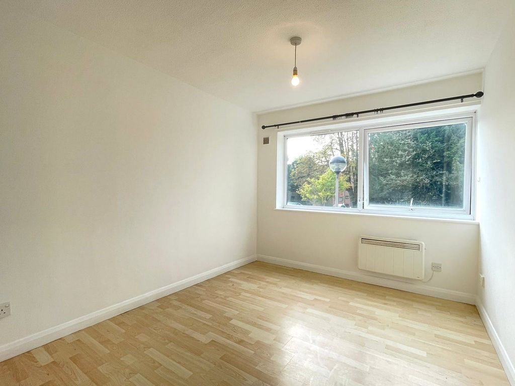 Property photo 3 of 10 Picture No. 22