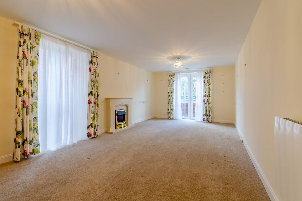 Property photo 1 of 15 Living Room.Jpg