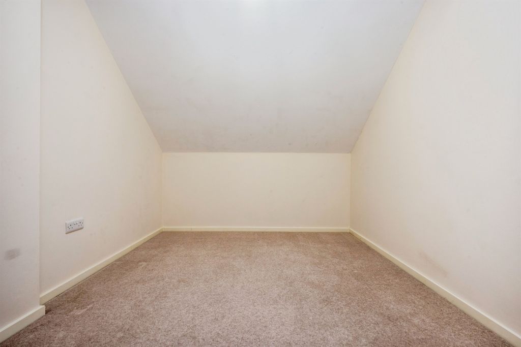 Additional image 13 of 4 bed penthouse for salePalgrave Road, Bedford MK42
