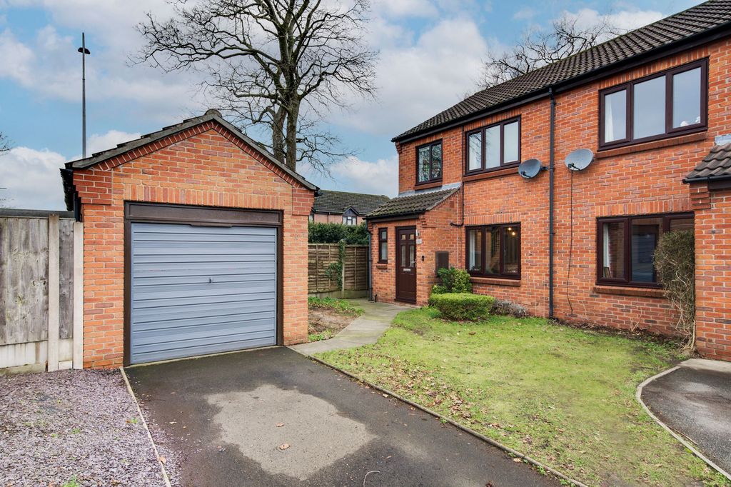 Property photo 1 of 22