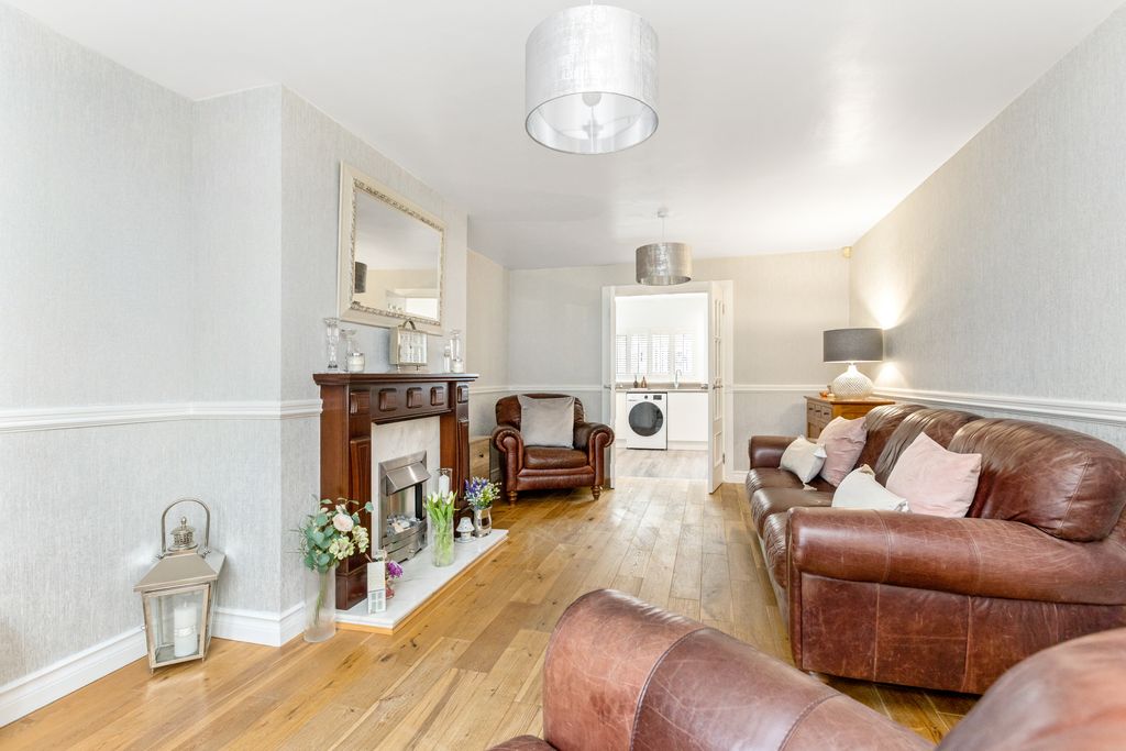 Property photo 3 of 18 Property Image 3