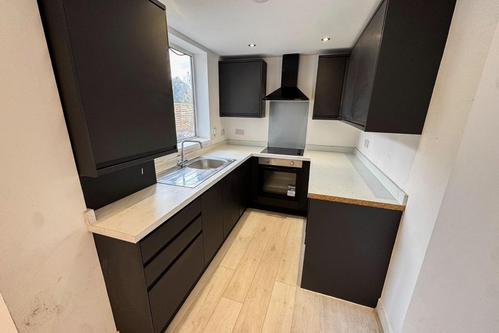 Property photo 3 of 14 3.Jpg