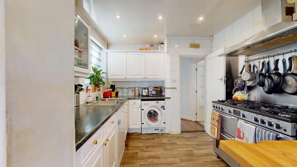 Property photo 2 of 37 Kitchen