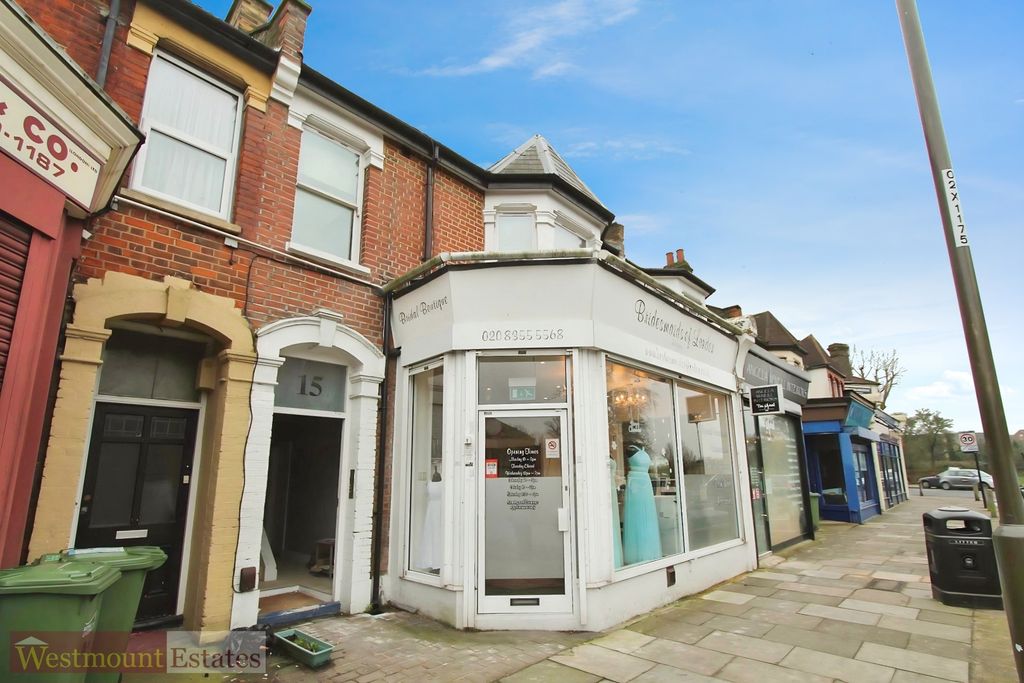 Property photo 1 of 5 Entrance