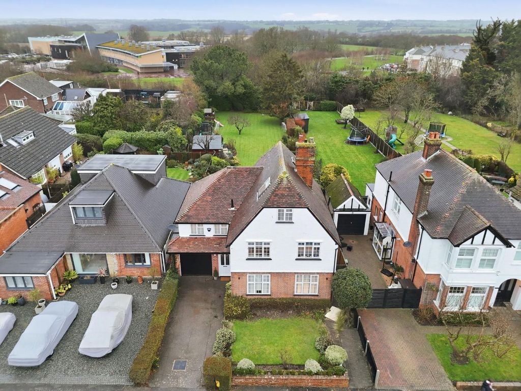 Additional image 34 of 5 bed detached house for saleBury Road, Epping CM16