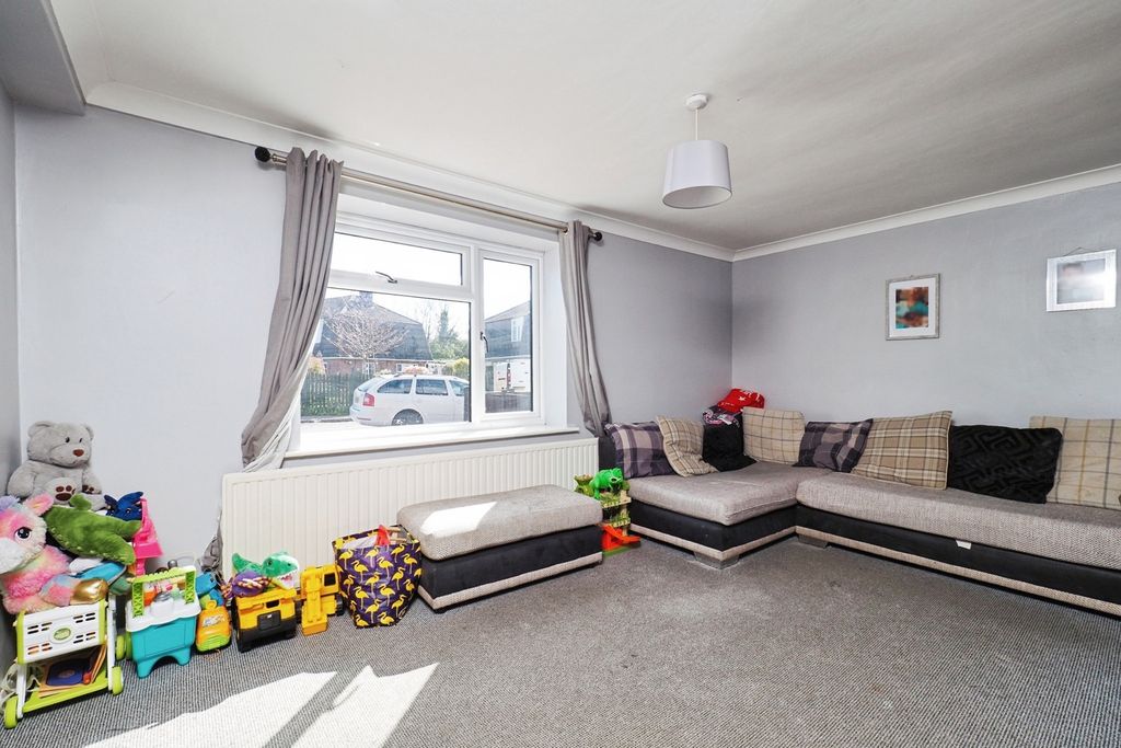 Property photo 3 of 15 Pbox-Img.Jpg