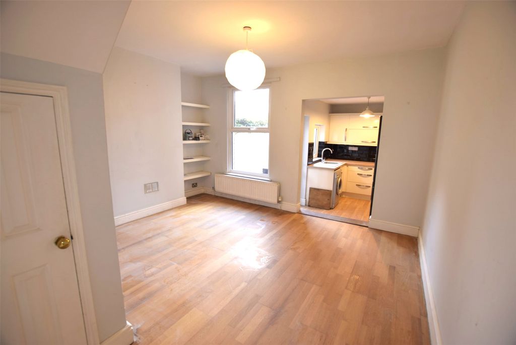 Property photo 1 of 11 Picture No. 21