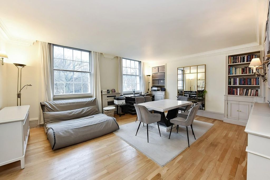 Property photo 1 of 12 Flat F, 1-4, Eaton Square (15).Jpg