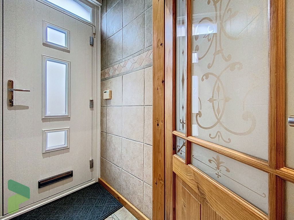 Property photo 3 of 39 Entrance Vestibule