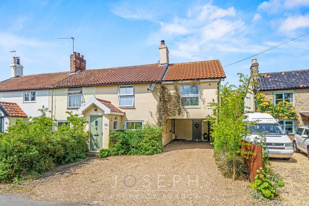 Property photo 1 of 33