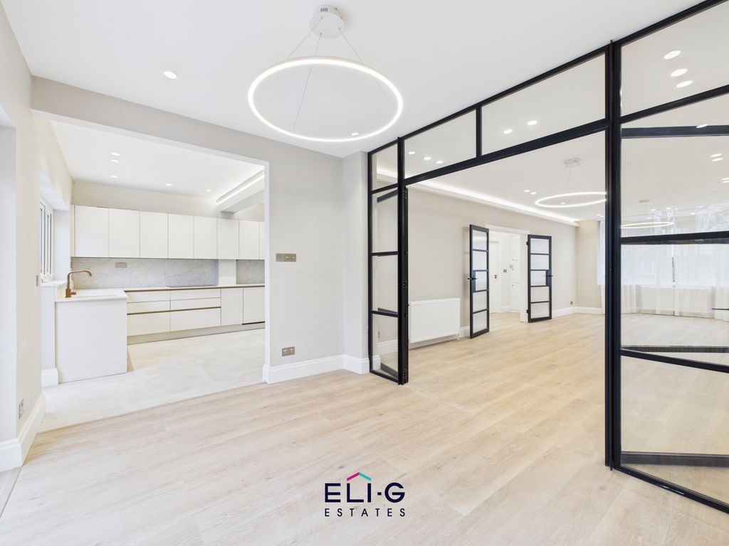 Property photo 2 of 21 Gallery