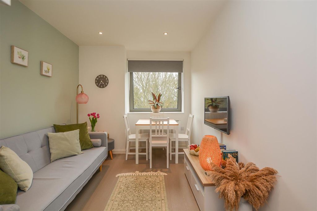 Property photo 2 of 8 Dsc_0229.Jpg