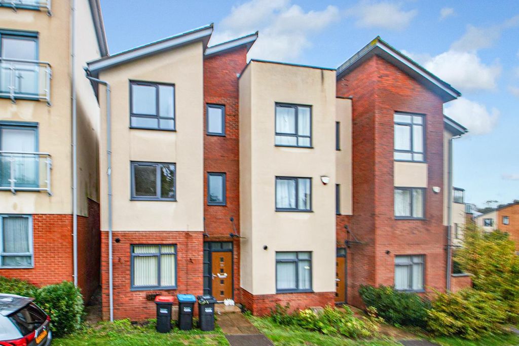 Property photo 1 of 13 59Shel.Jpg
