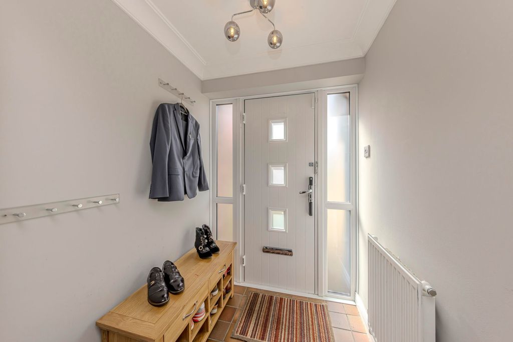 Property photo 2 of 37