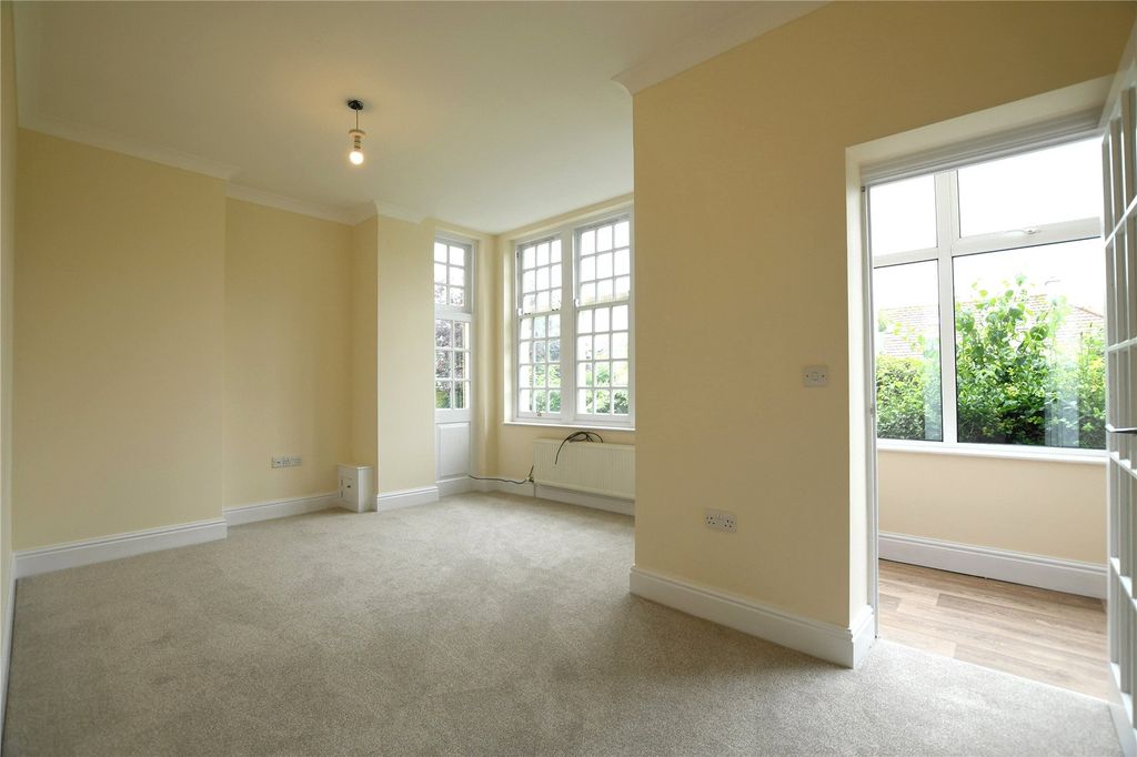 Property photo 2 of 13 Picture No. 04