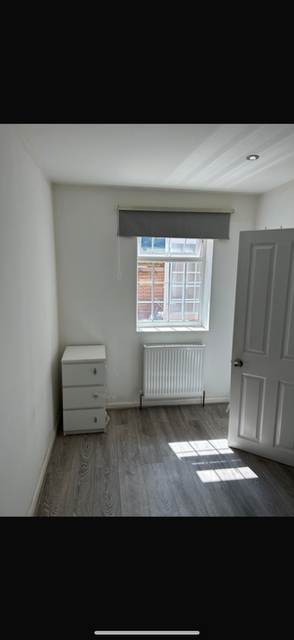 Property photo 2 of 3