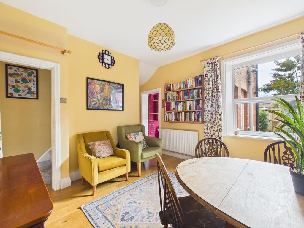 Property photo 2 of 15 Dining Room