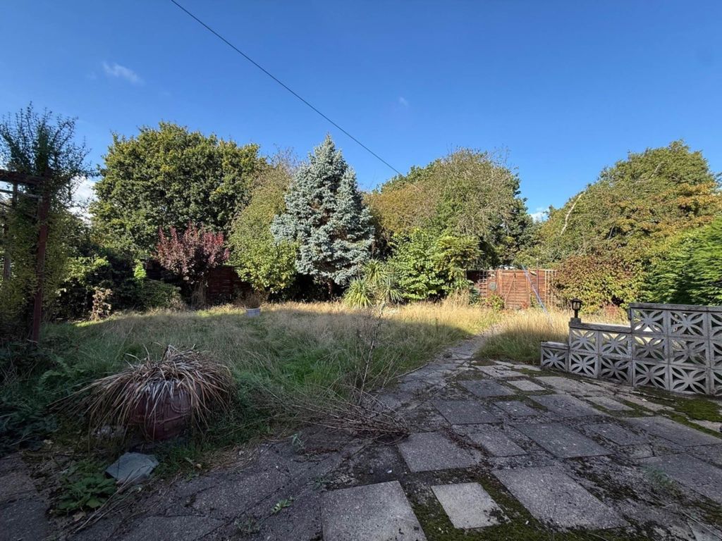 Property photo 3 of 17