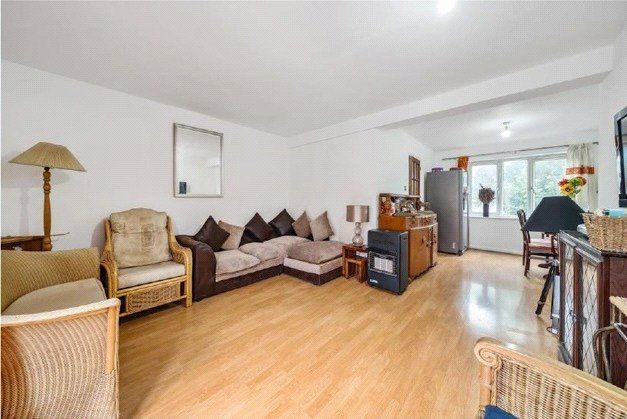 Property photo 3 of 8 Picture No. 02